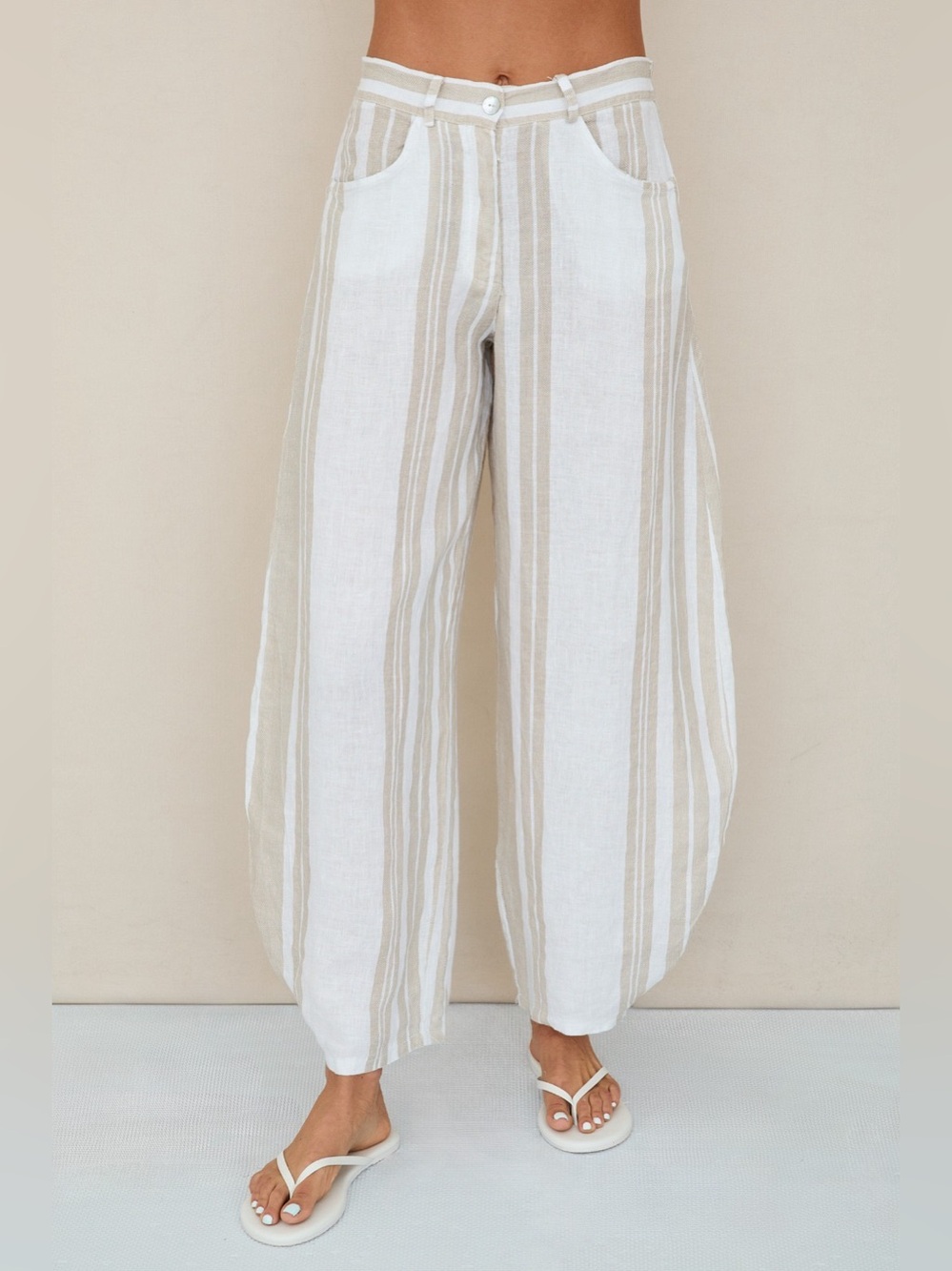 (155159-1-STRIPE-W/B) STRIPED LINEN BARREL PANTS